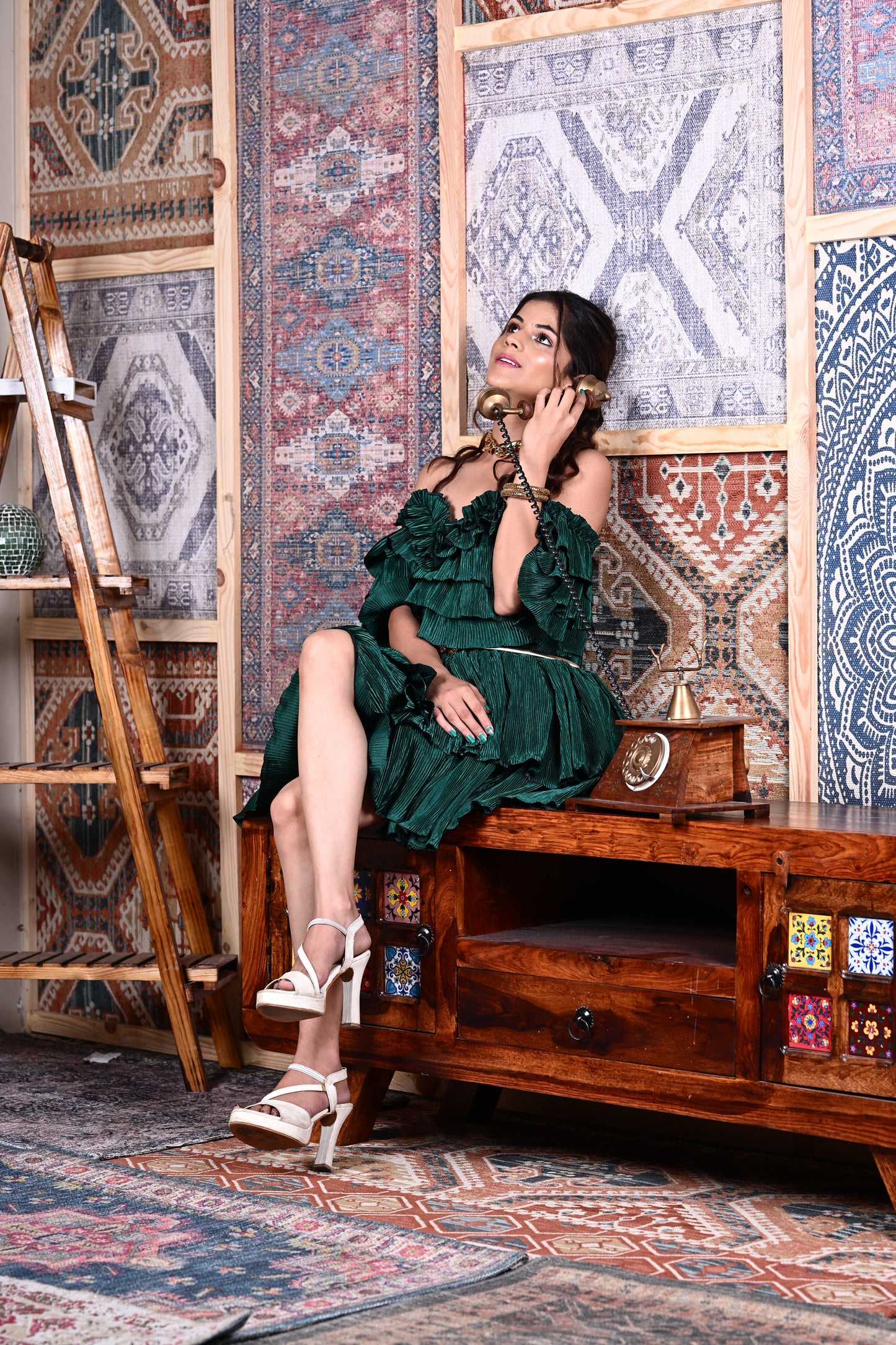 Green pleated flare short dress