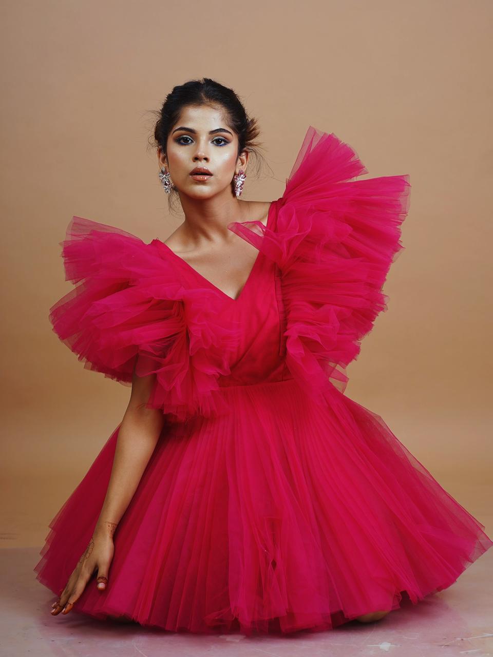 Pink Flared short dress with voluminous sleeves