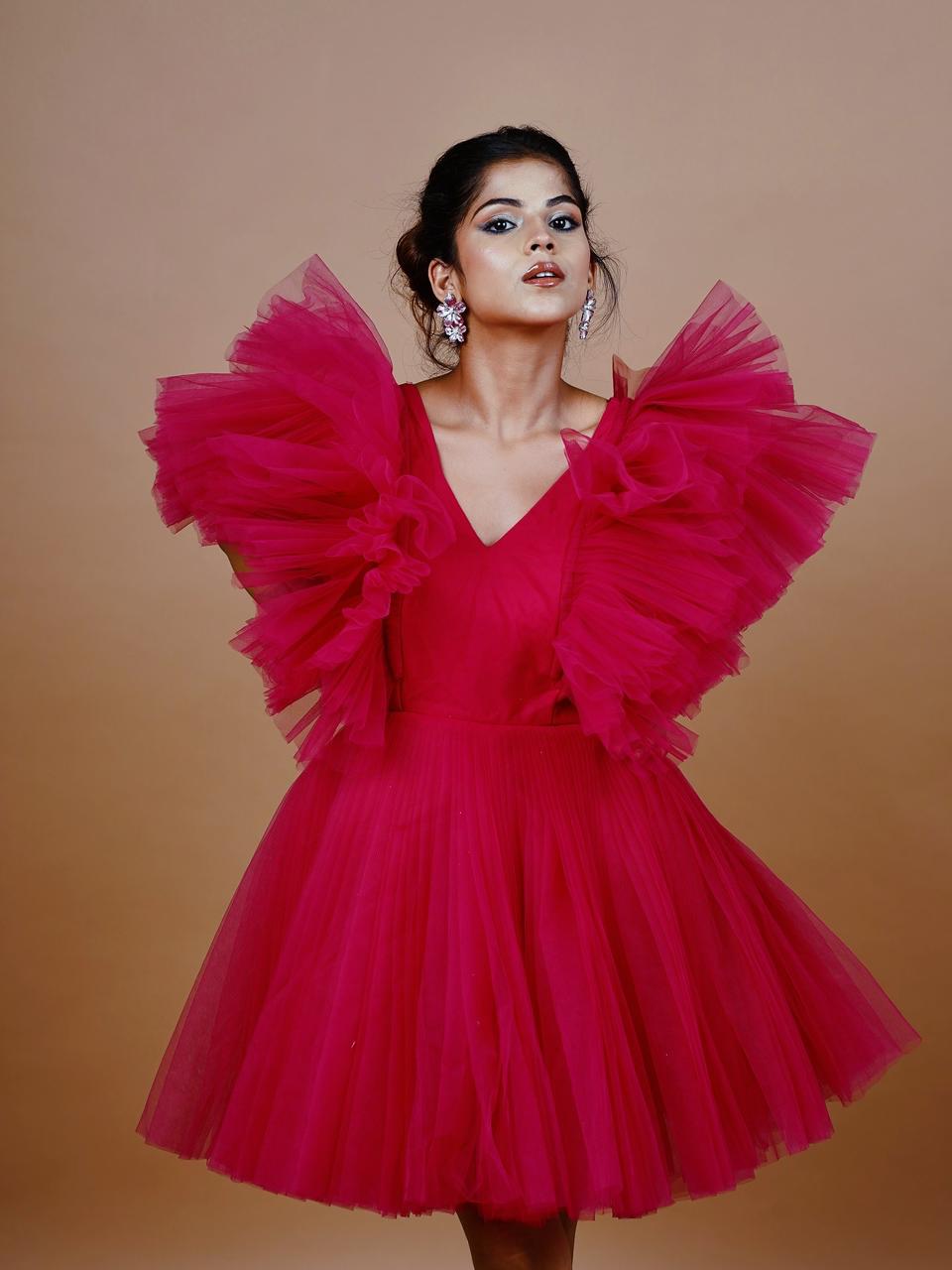 Pink Flared short dress with voluminous sleeves